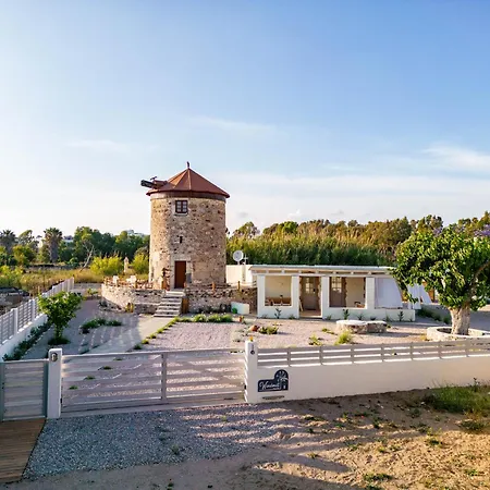 別荘 Traditional Windmill *