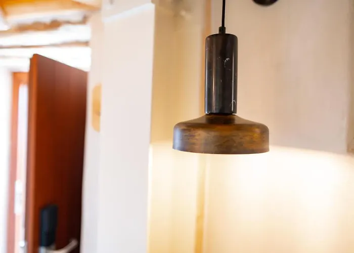 Traditional Windmill * לאמפי