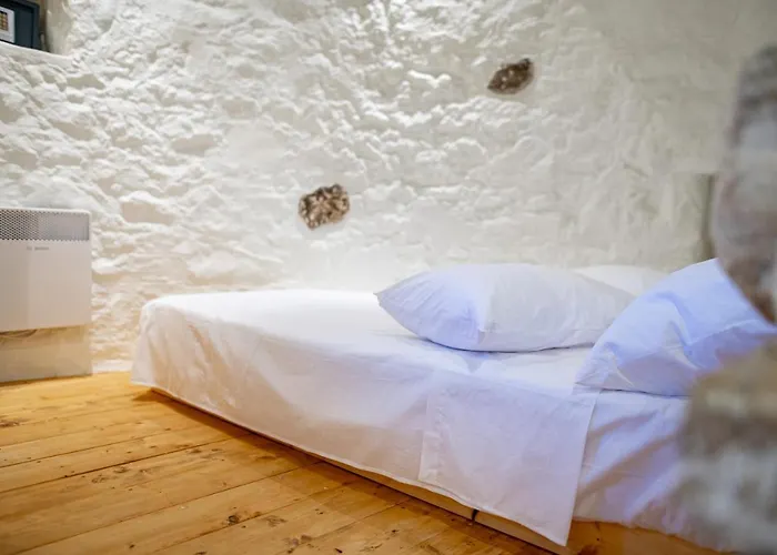 Traditional Windmill לאמפי