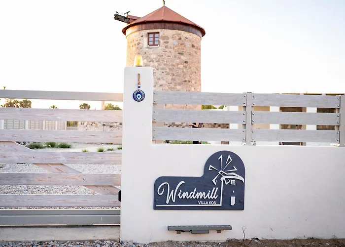 Traditional Windmill בית נופש לאמפי